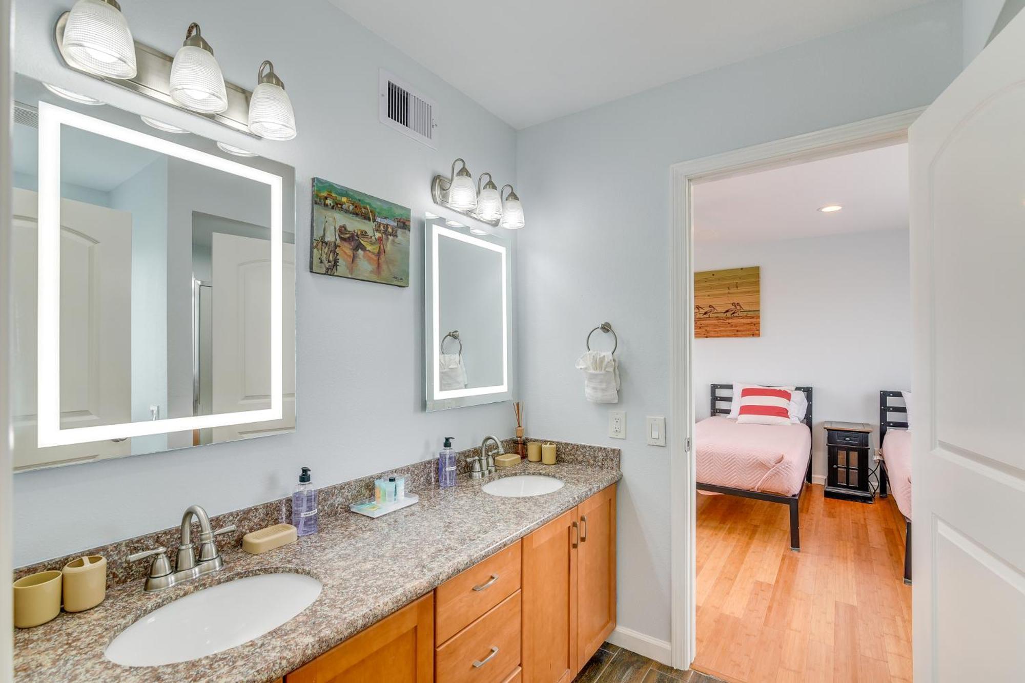 Ocean-View Surfside Home With Boardwalk To Beach! سيرفسايد بيتش المظهر الخارجي الصورة